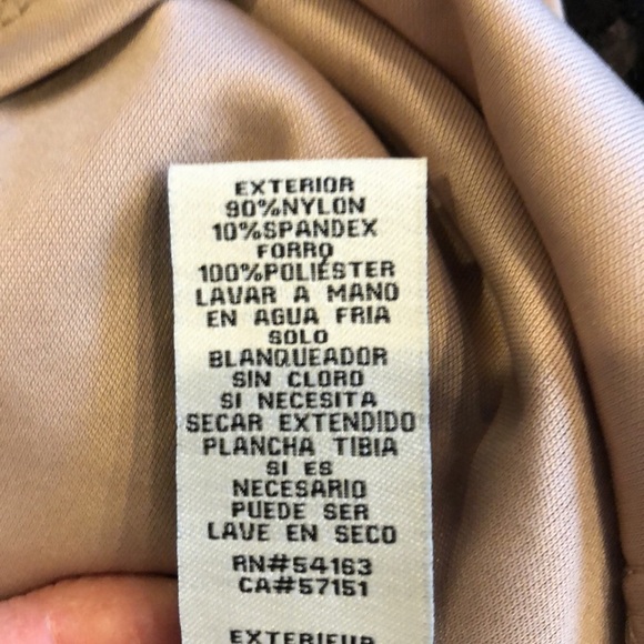 Eliza J Sheath Black Dress Embroidered Lace 3/4 Sleeves Size 8 Classy High Neck - Picture 16 of 16